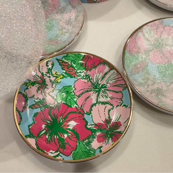 NWT Lilly Pulitzer Big Flirt Ceramic Coaster Set of 4 - Picture 2 of 5